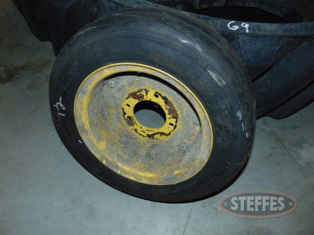21x7-12 tire on 4-bolt rim,_1.jpg
